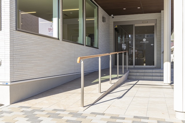 入口・スロープ